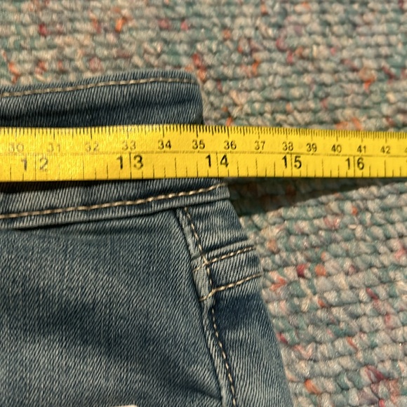 NWT Ladies size 28 Denizen from Levi’s mid rise skinny Jeans - Picture 7 of 10